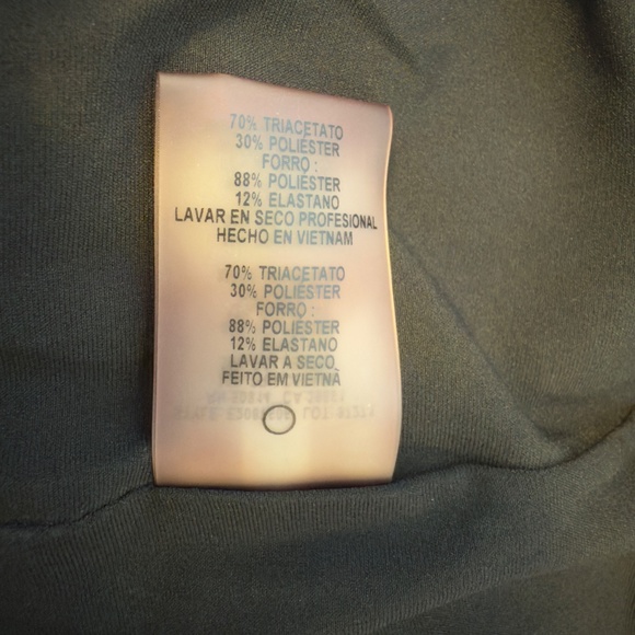 ELIE TAHARI 'Lourdes'~Black Crepe V-Neck Cold Shoulder Party Dress size 6 NEW - Picture 12 of 13